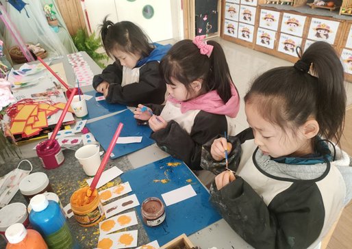 金蛇贺岁童趣迎新  ——碧波实验幼儿园2025年元旦主题活动