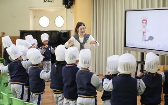 冬韵戏语  研效赋能